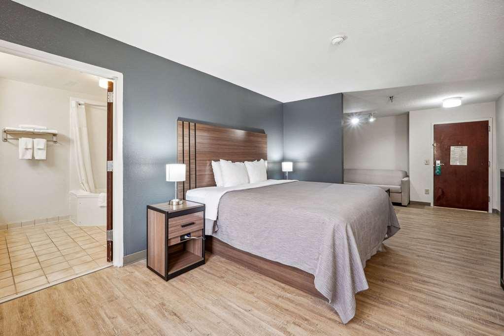 Quality Inn & Suites Доусонвилл Номер фото