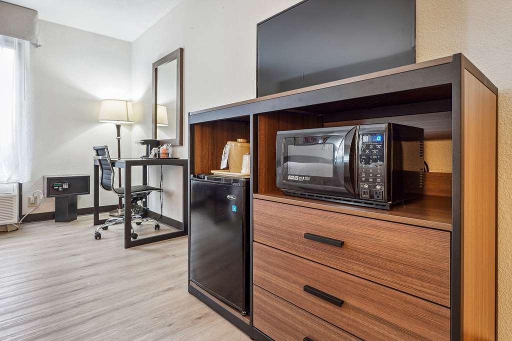 Quality Inn & Suites Доусонвилл Номер фото