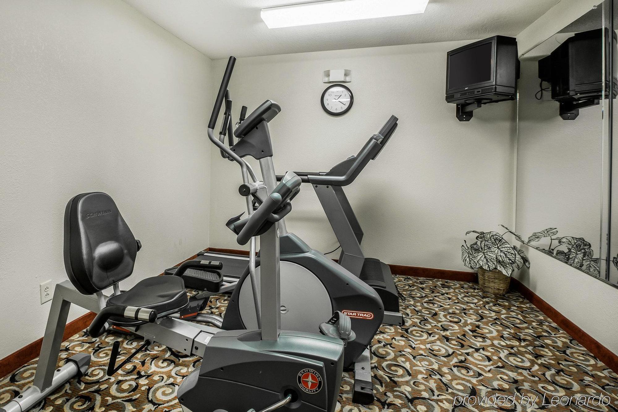 Quality Inn & Suites Доусонвилл Экстерьер фото