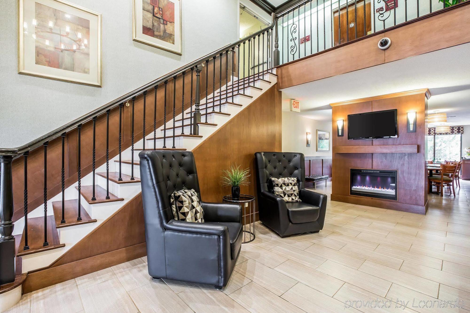 Quality Inn & Suites Доусонвилл Экстерьер фото