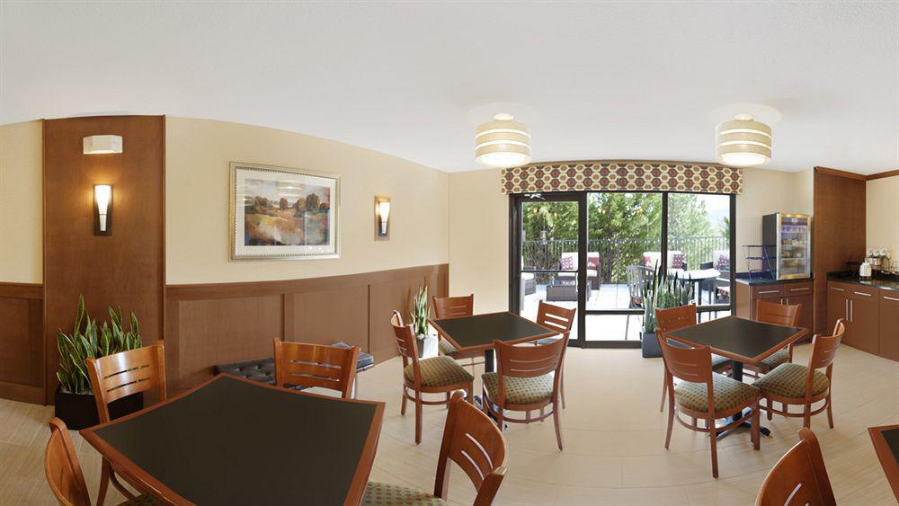 Quality Inn & Suites Доусонвилл Экстерьер фото